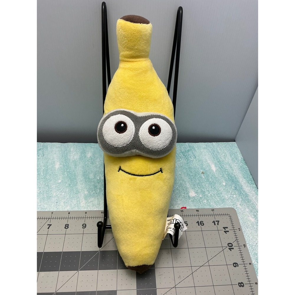 Universal Studios Minions Banana Plush Toy Illumination Yellow 11 Inch